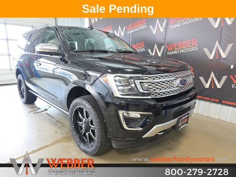 Used 2018 Ford Expedition Platinum AWD/4WD image 1