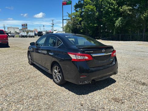 Used 2014 Nissan Sentra SR w/ Premium Package FWD image 3