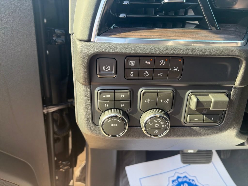 New 2026 Chevrolet Tahoe Z71 w/ Comfort Package AWD/4WD image 19