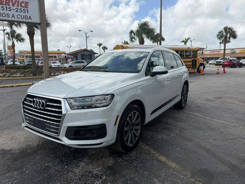 Used 2018 Audi Q7 3.0T Premium Plus w/ Premium Plus Package AWD/4WD image 3