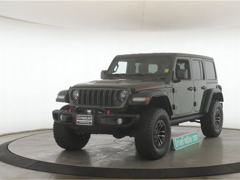 Used 2024 Jeep Wrangler Unlimited Rubicon w/ XTREMEE 35" Tire Package image 10