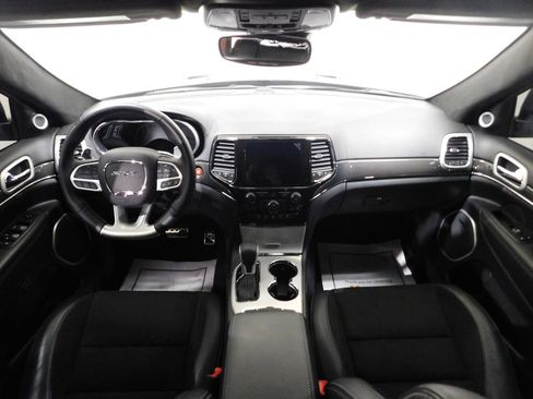 Used 2021 Jeep Grand Cherokee SRT image 41