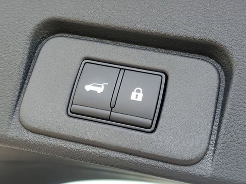 New 2026 Nissan Rogue Platinum w/ Platinum Premium Package image 8