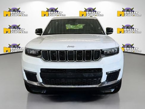 Used 2024 Jeep Grand Cherokee L Limited AWD/4WD image 2