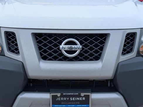 Used 2013 Nissan Xterra S AWD/4WD image 9