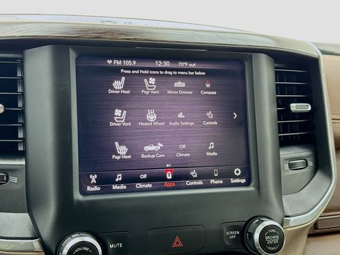 Used 2019 RAM 1500 Laramie image 9