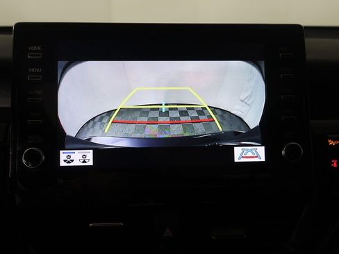 Used 2022 Toyota Camry XSE image 39