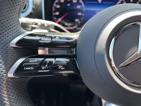 Certified 2025 Mercedes-Benz GLC 300 4MATIC image 19