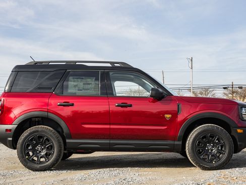 New 2025 Ford Bronco Sport Badlands w/ Badlands Tech Package image 3