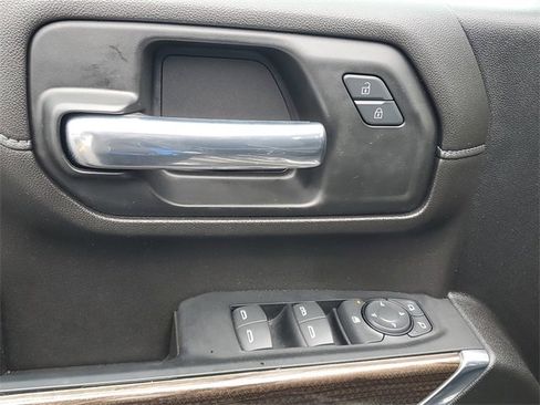 Used 2023 Chevrolet Silverado 2500 LT w/ Convenience Package image 17