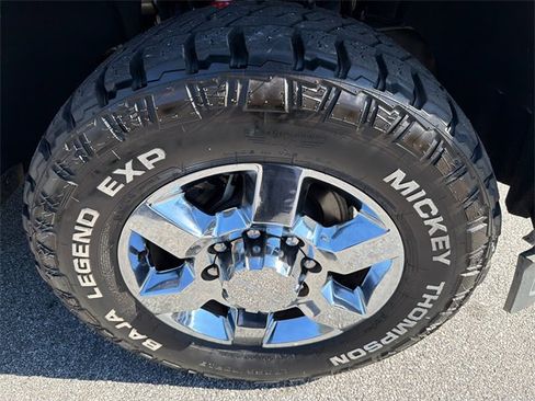 Used 2018 GMC Sierra 3500 Denali w/ Duramax Plus Package image 12