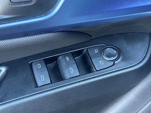 Used 2024 Chevrolet Equinox EV LT image 13