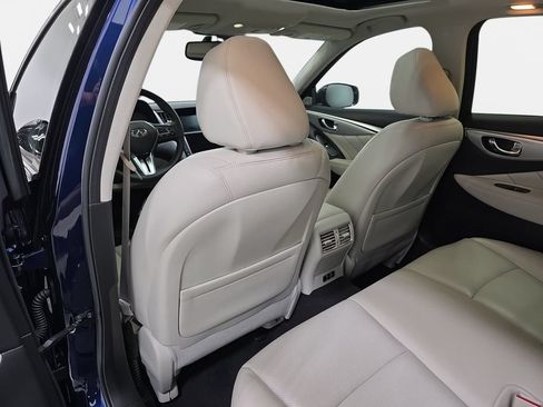 Certified 2023 INFINITI Q50 Luxe w/ Cargo Package RWD image 10