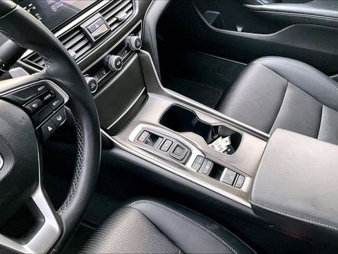 Used 2022 Honda Accord Sport image 18