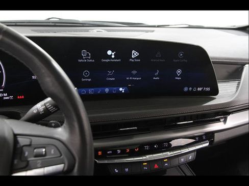 Used 2024 Cadillac XT4 Premium Luxury AWD/4WD image 10