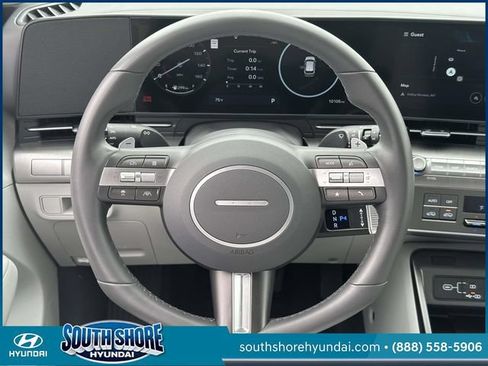 Certified 2025 Hyundai Kona SEL AWD/4WD image 17
