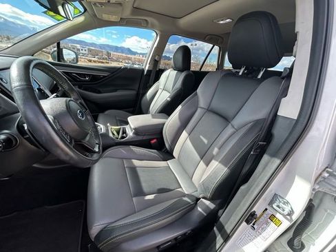 Used 2025 Subaru Outback Onyx Edition image 20