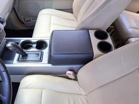 Used 2017 Ford Expedition XLT w/ Equipment Group 201A image 43