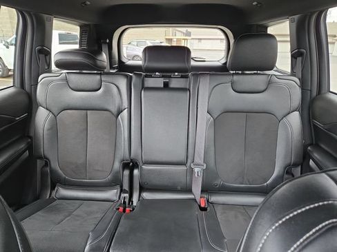 Used 2024 Jeep Grand Cherokee L Laredo AWD/4WD image 30