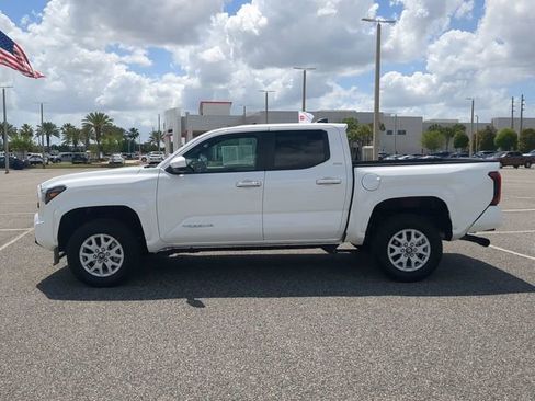 Certified 2024 Toyota Tacoma SR5 image 7