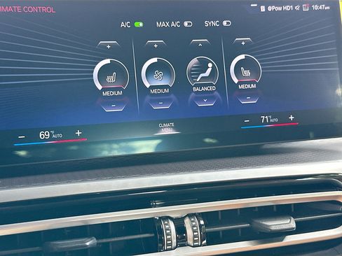 Used 2024 BMW M440i Convertible image 16