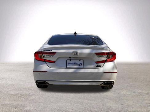 Used 2021 Honda Accord Touring image 8