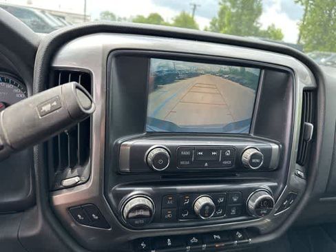 Used 2018 Chevrolet Silverado 1500 LT w/ All Star Edition AWD/4WD image 9