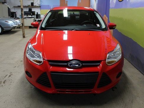 Used 2013 Ford Focus SE image 2