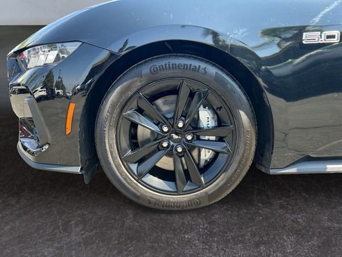 Used 2024 Ford Mustang GT RWD image 14