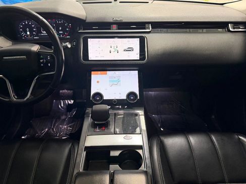 Used 2021 Land Rover Range Rover Velar S AWD/4WD image 37