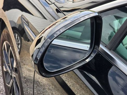 Used 2025 Hyundai Sonata SEL FWD image 3