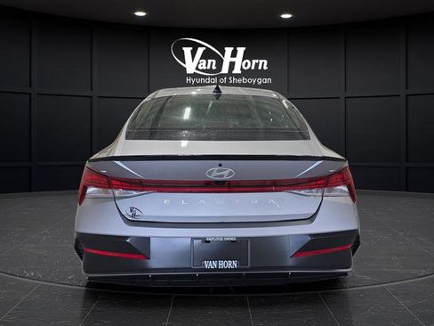 New 2026 Hyundai Elantra SEL Sport image 13