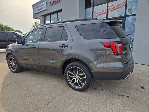 Used 2017 Ford Explorer Sport w/ Equipment Group 401A AWD/4WD image 6