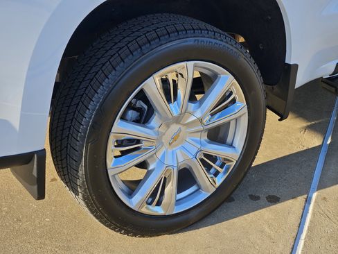 New 2026 Chevrolet Silverado 1500 High Country image 7