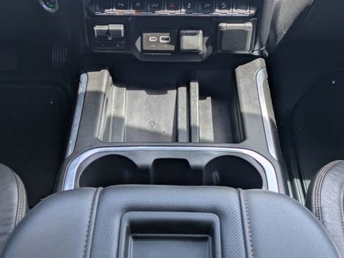 Used 2021 GMC Sierra 1500 AT4 w/ AT4 Premium Package AWD/4WD image 21