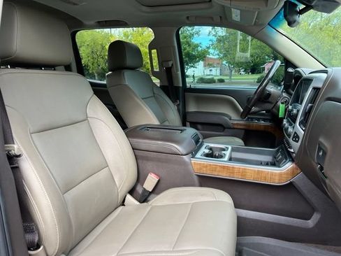 Used 2018 GMC Sierra 1500 SLT AWD/4WD image 25