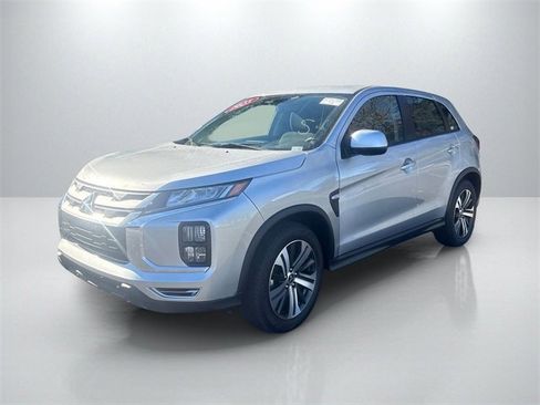 Used 2025 Mitsubishi Outlander Sport ES image 3