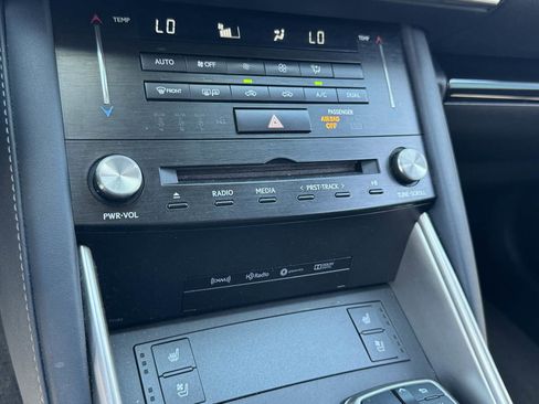 Used 2017 Lexus IS 200t w/ Navigation System Package image 31