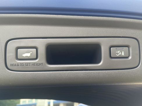 Certified 2025 Acura ADX A-Spec image 28