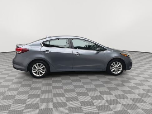 Used 2017 Kia Forte S w/ S Technology Package FWD image 31