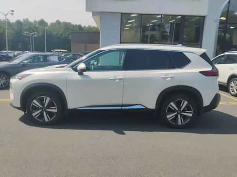 Used 2023 Nissan Rogue SL w/ SL Premium Package AWD/4WD image 7