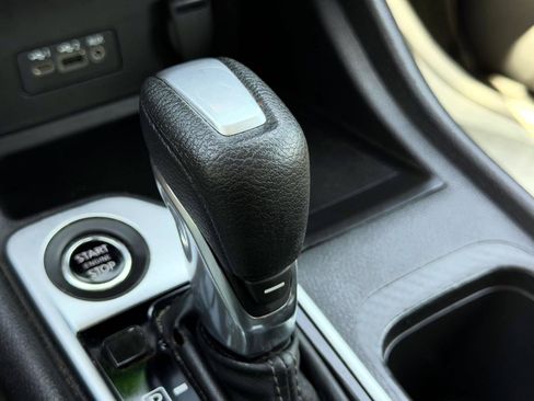 Used 2023 Nissan Sentra SV FWD image 29