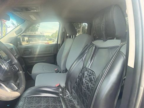 Used 2019 RAM 1500 Express AWD/4WD image 11