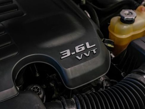 Used 2021 Chrysler 300 S RWD image 58
