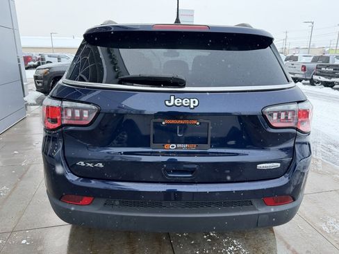 Used 2019 Jeep Compass Latitude w/ Cold Weather Group image 9