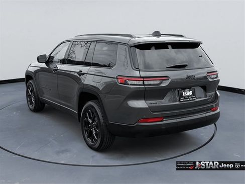 New 2025 Jeep Grand Cherokee L Laredo image 7