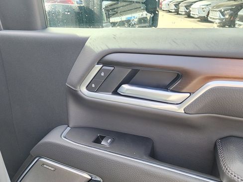 New 2026 GMC Sierra 3500 Denali w/ LPO, Black Badging Package image 40