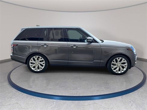 Used 2019 Land Rover Range Rover HSE image 5