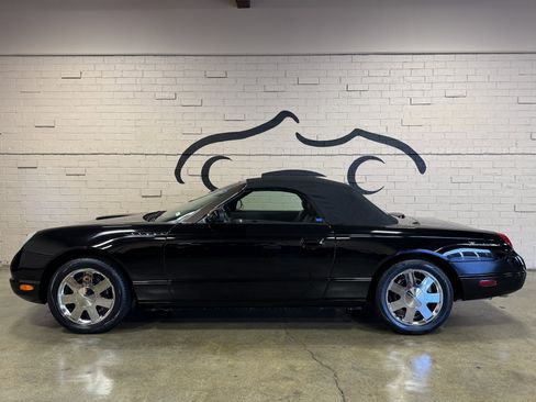Used 2002 Ford Thunderbird image 15