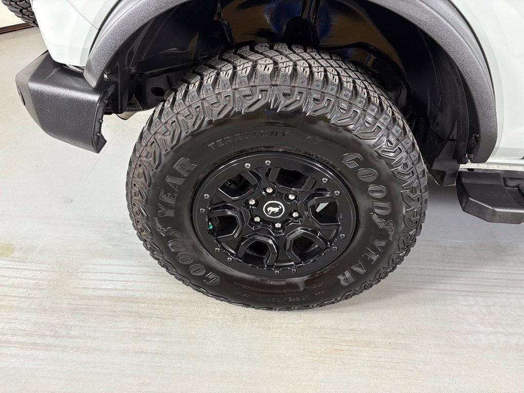 Used 2022 Ford Bronco Wildtrak AWD/4WD image 11